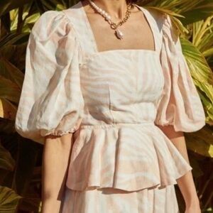 NEW Hunter Bell Conway Peplum Top Blush Dune Puff Sleeve Size 6 NWT